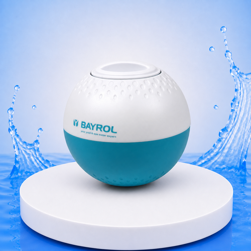 BAYROL Dosierschwimmer für Chlortabletten – Produktbild auf PVC Plattform